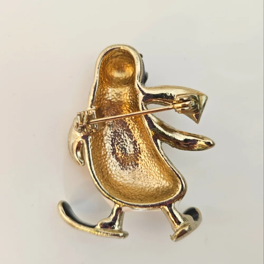 Jones New York vintage enamel Penguin brooch crystal scarf